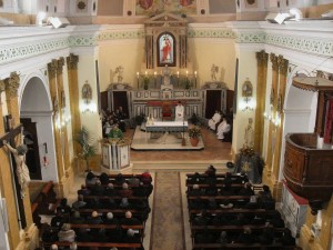 Chiaravalle, inaugurato il nuovo ambone nella chiesa conventuale dei Padri Cappuccini