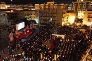 MGFF – Da oggi in piazza Brindisi l’allestimento dell’arena “Mario Monicelli”