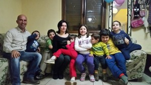 Sette figli in sette anni: a Domenica In la famiglia Menniti
