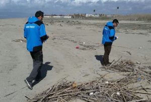 Anche in Calabria la plastica invade i nostri mari e le nostre spiagge