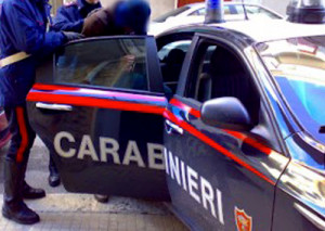 Calabria – Minaccia di incendiare la compagna, romeno arrestato